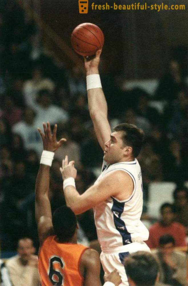 Arvydas Sabonis: biografia, osobný život, kariéru v basketbale, ocenenie a hier