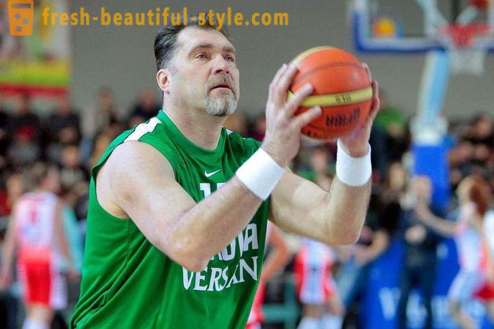 Arvydas Sabonis: biografia, osobný život, kariéru v basketbale, ocenenie a hier