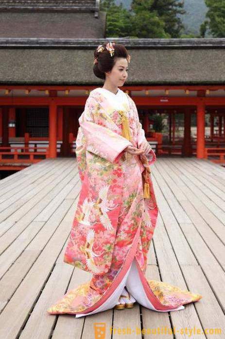Kimono japonská história pôvod, charakteristiky a tradície