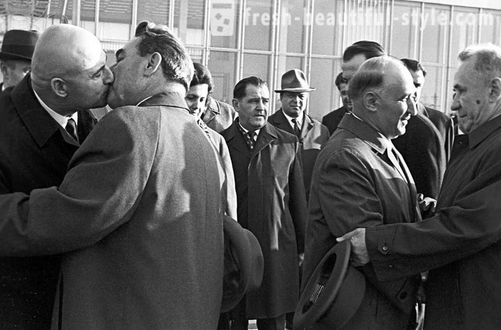 Ako svetoví lídri sa snažil vyhnúť bozkávanie Brežneva