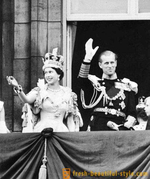 Queen Elizabeth II a Prince Philip oslavuje platinovú svadbu