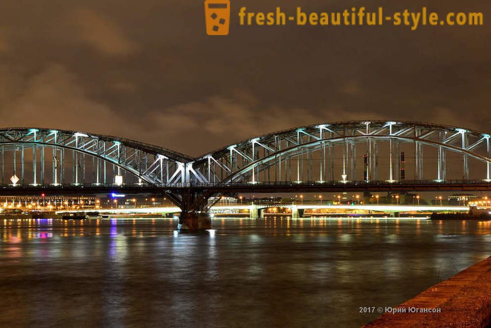 Mágia krása St. Petersburg mostov
