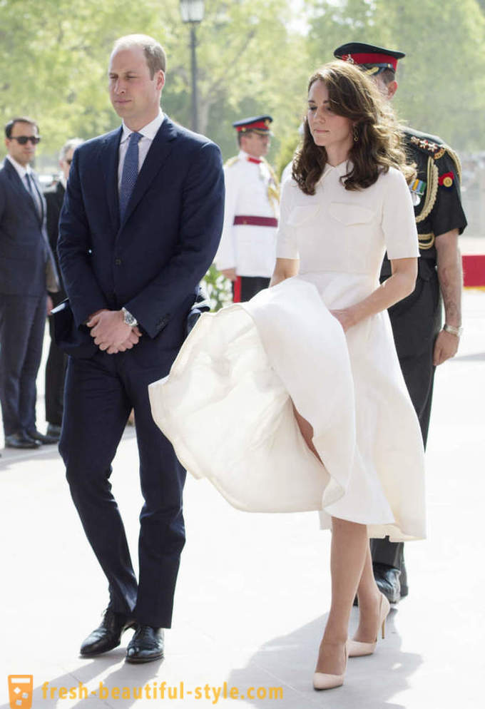 Keď je bezchybný štýl Kate Middleton rozbil kráľovský obliekania