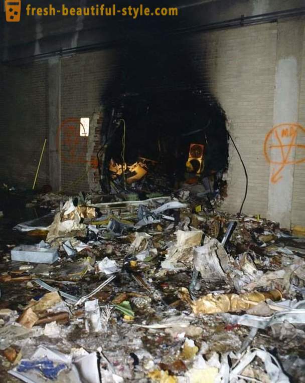 Predchádzajúce, utajený Pentagon zverejnil fotografie z 11. septembra
