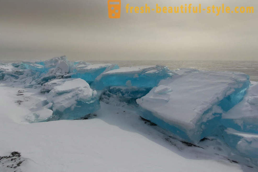 Baikal ľadu