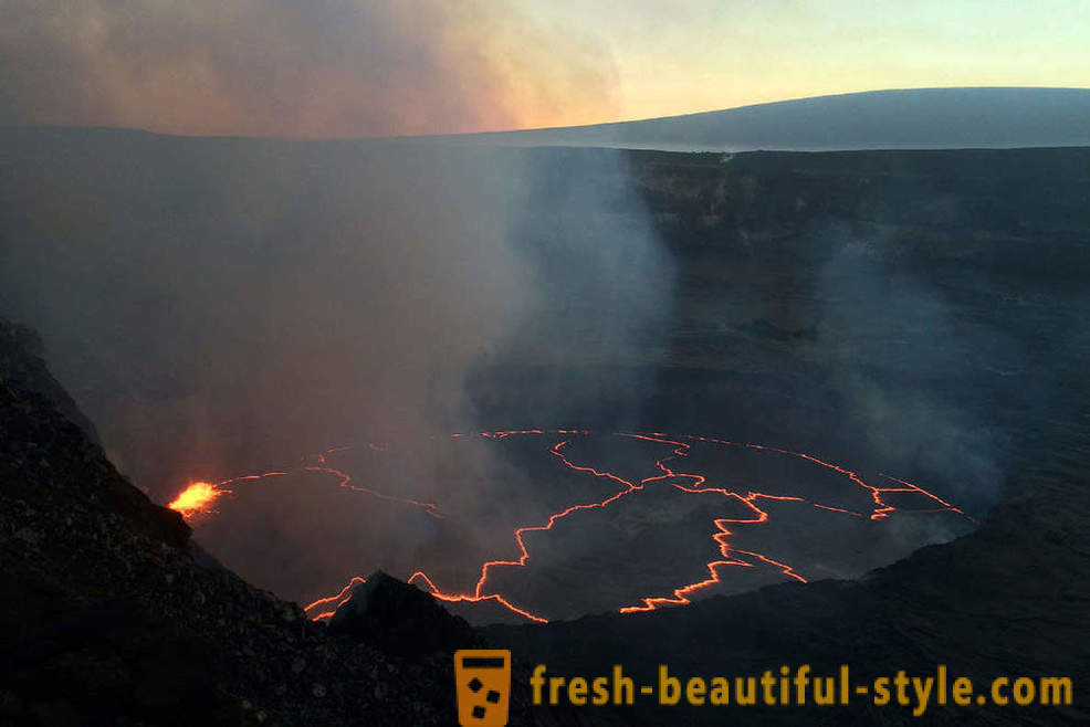 Vulkanické lávové prúdy z Kilauea na Havaji