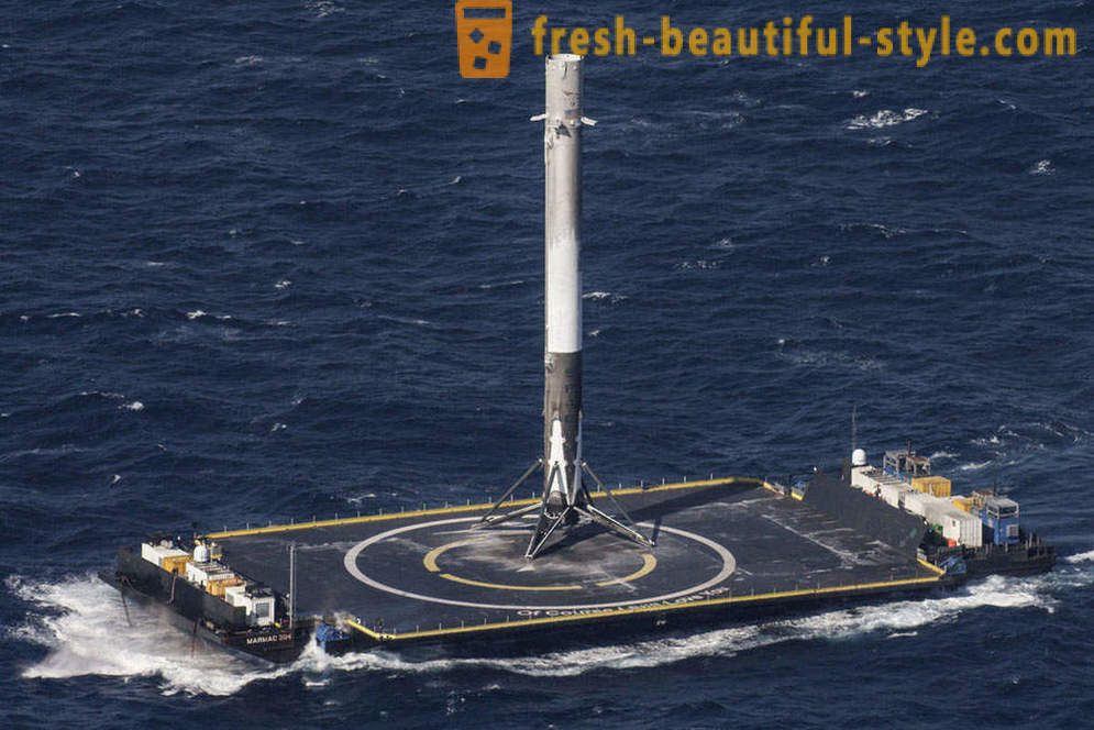 Falcon-9 letu a pristátie