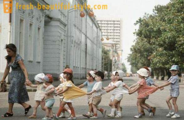 Sovietska škôlky na prechádzku
