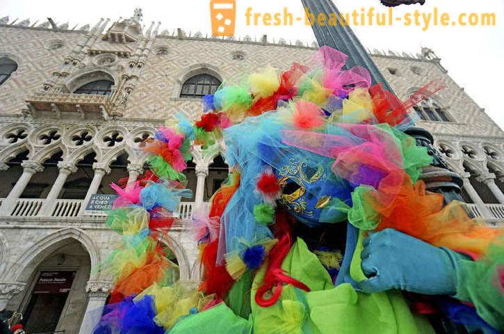 Benátsky karneval 2016
