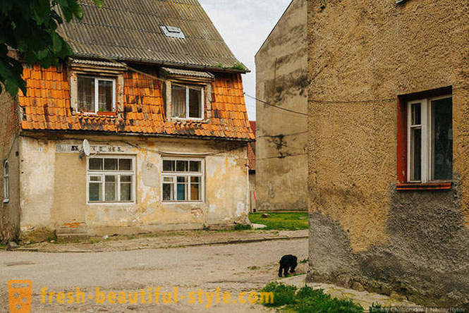 Prechádzka staré nemecké mesto Kaliningradskej oblasti