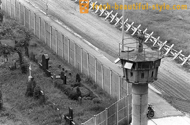 Pád Berlínskeho múru
