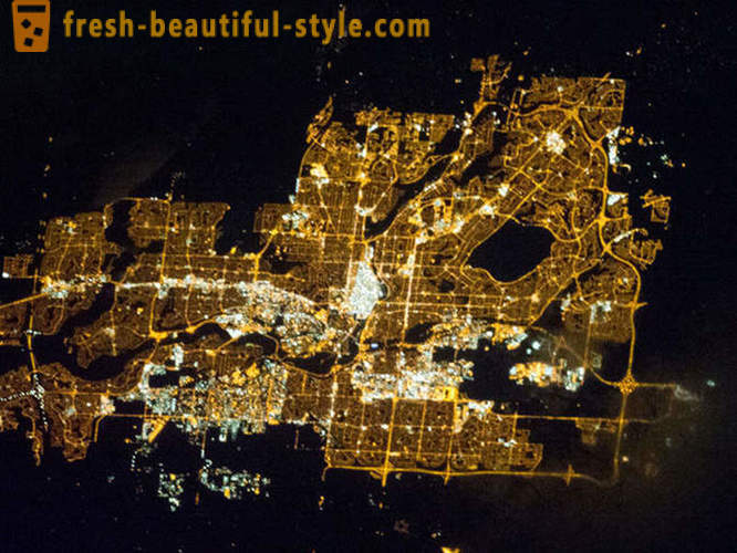 Nočná mesta z vesmíru - najnovšie fotografie z ISS