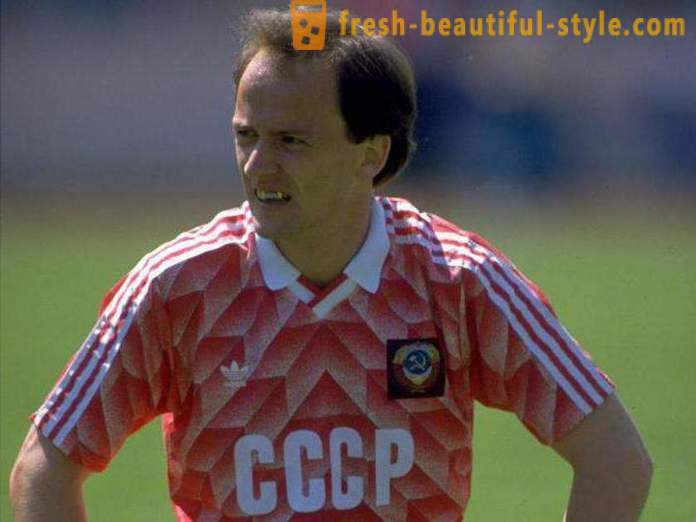 Igor Belanov, futbalista: životopis, športovej kariéry