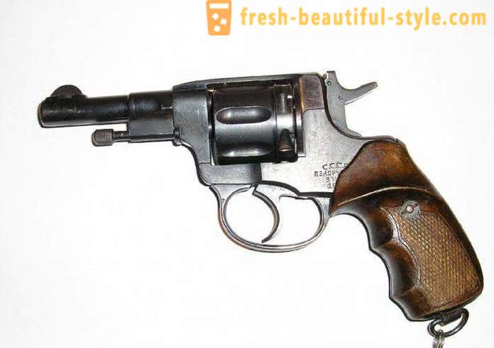 Traumatické revolver: špecifikácia a recenzie