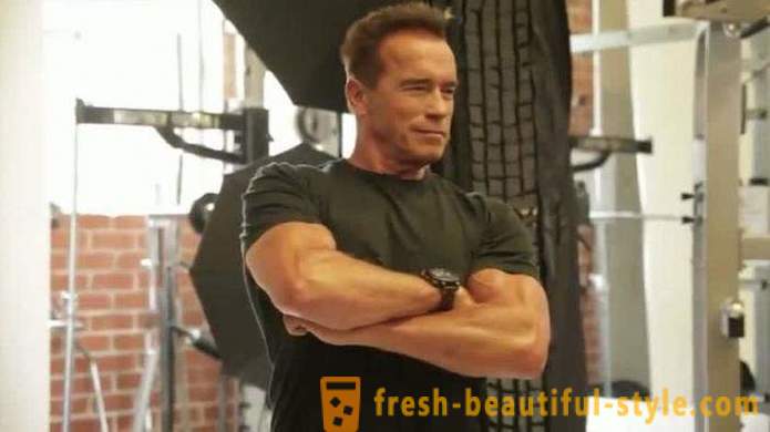 Metódy svalovej hmoty: stlačte Arnold