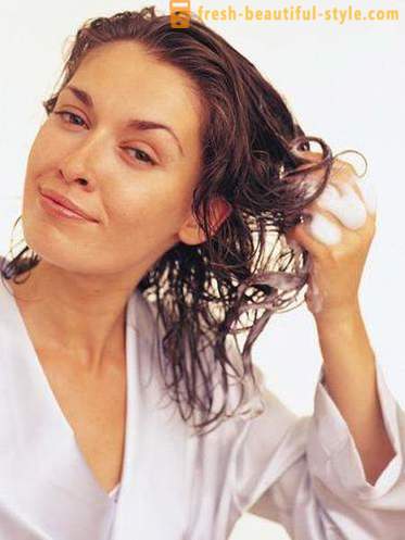 Peny pre úpravu vlasov: Ako si vybrať a ktorý z nich je lepší? Paint-pena vlasy pena pre styling a objem: zákazníckych recenzií a tipy stylistov