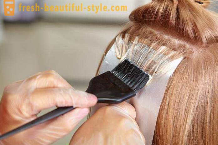 Ako zosvetliť vlasy bez poškodenia. Bielenie peroxidom vodíka