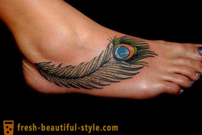 Tetovanie na nohách - malá dámska žart