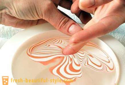 Manikúra na vode - nový trend v nail-art
